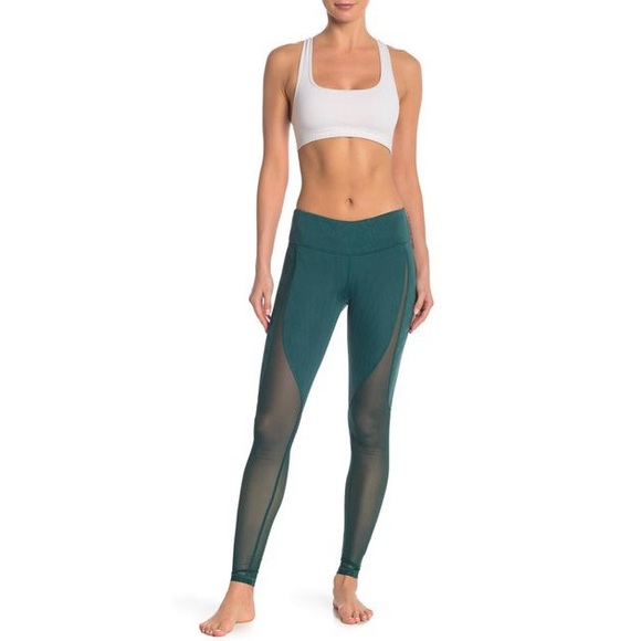 Alo Yoga Motion Legging - Picture 1 of 6
